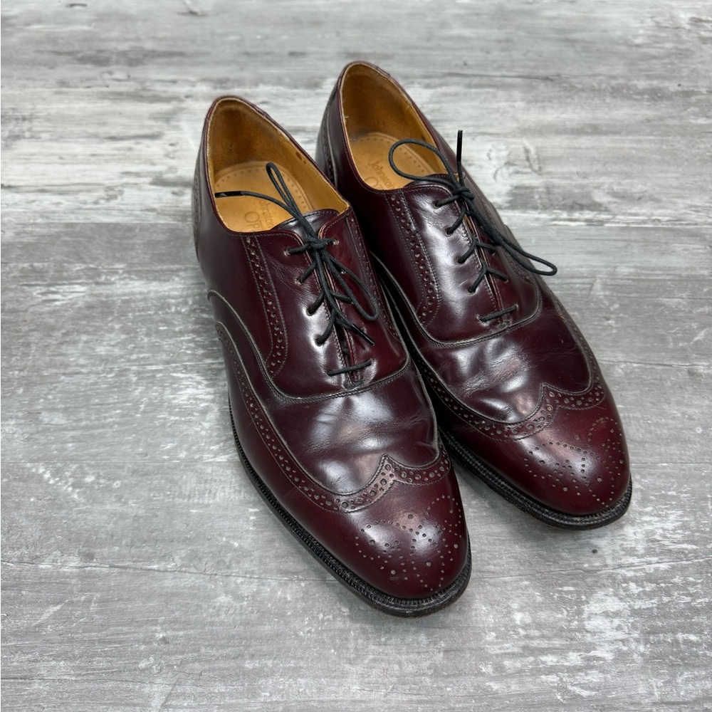 Johnston & Murphy Burgundy Wingtip Oxfords 10 D